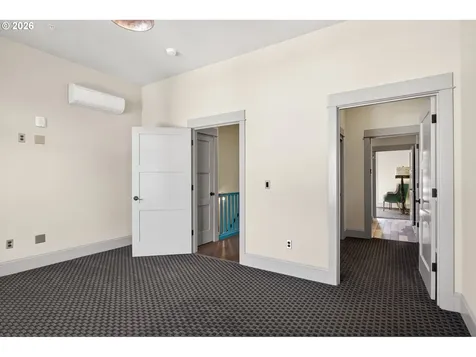 121 SW Gibbs Street Portland OR 97239