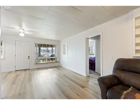 1718 NW Crouch Street Roseburg OR 97471