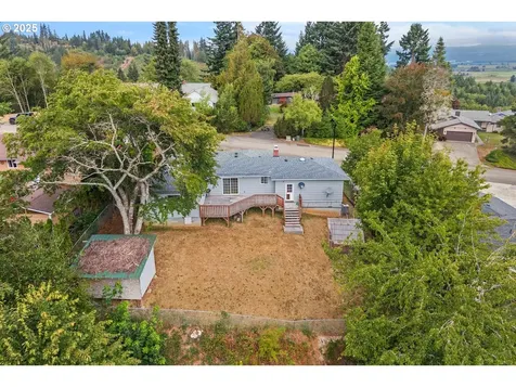 725 Howard Drive Clatskanie OR 97016