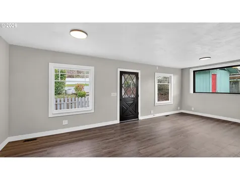 504 S 3rd Street Springfield OR 97477