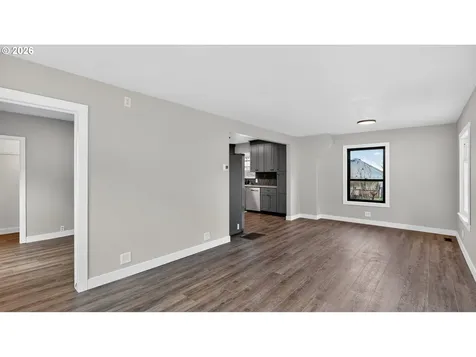 504 S 3rd Street Springfield OR 97477