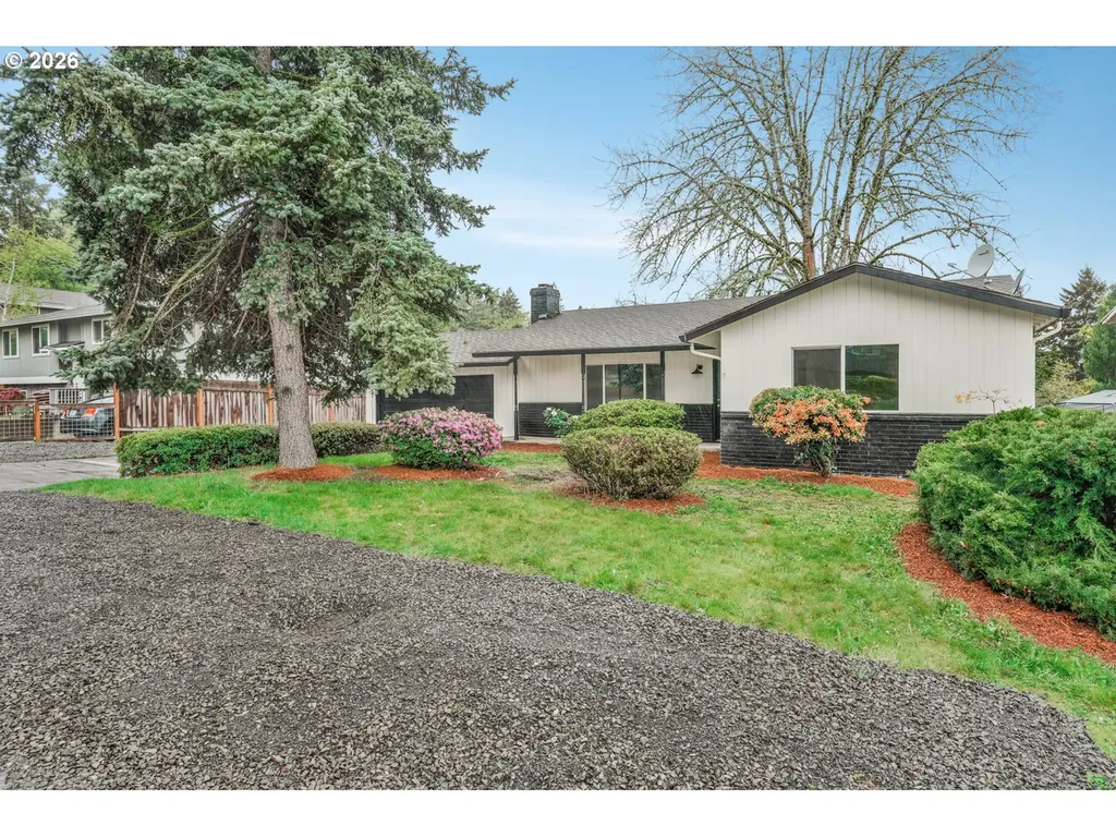 7923 SE 105th Avenue Portland OR 97266