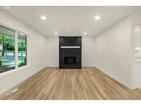 7923 SE 105th Avenue Portland OR 97266