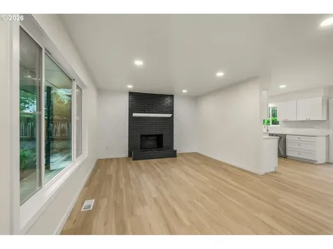 7923 SE 105th Avenue Portland OR 97266