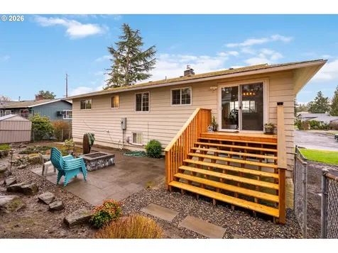 17670 SE Emerald Drive Milwaukie OR 97267