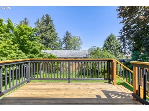 18801 NE Clackamas Street Portland OR 97230