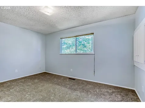 18801 NE Clackamas Street Portland OR 97230