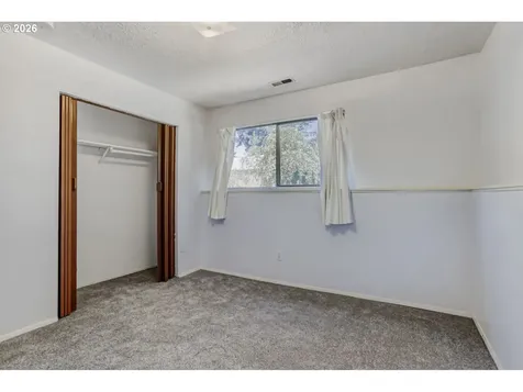 18801 NE Clackamas Street Portland OR 97230