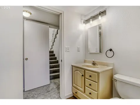 18801 NE Clackamas Street Portland OR 97230