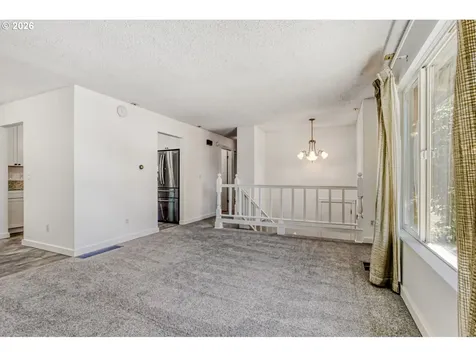 18801 NE Clackamas Street Portland OR 97230
