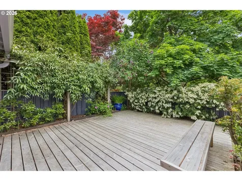 7050 SW Chapel Lane Portland OR 97223
