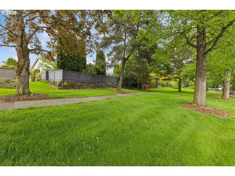 7050 SW Chapel Lane Portland OR 97223