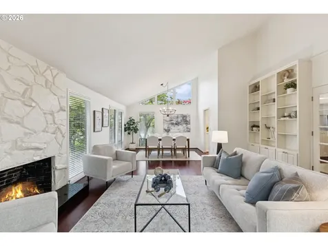 7050 SW Chapel Lane Portland OR 97223