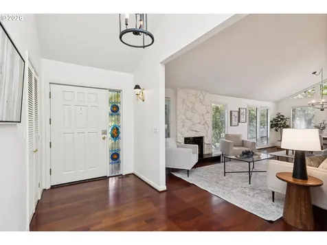 7050 SW Chapel Lane Portland OR 97223