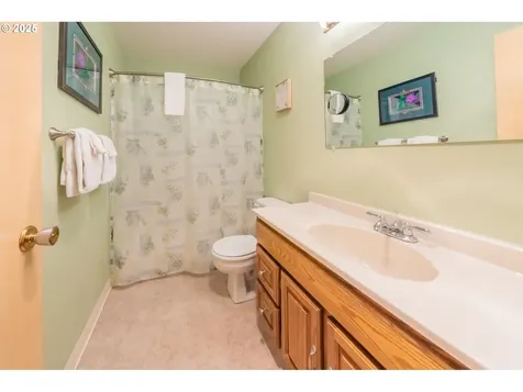 1415 NW 31st Place Lincoln City OR 97367