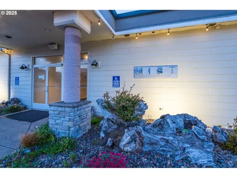 1415 NW 31st Place Lincoln City OR 97367