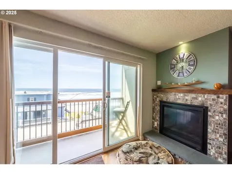 1415 NW 31st Place Lincoln City OR 97367