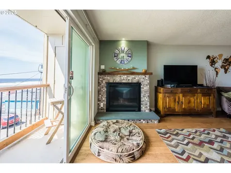 1415 NW 31st Place Lincoln City OR 97367