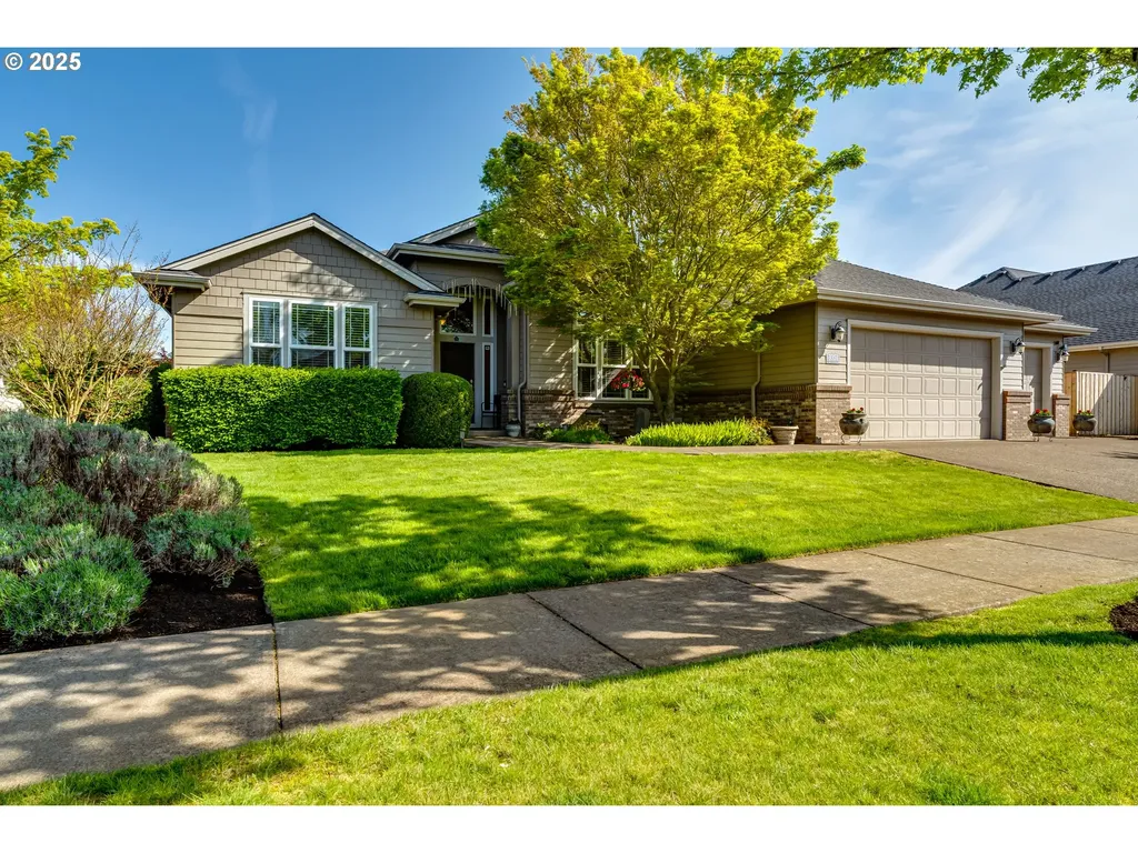 3351 Cape Hatteras Drive Eugene OR 97408
