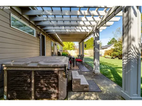 3351 Cape Hatteras Drive Eugene OR 97408