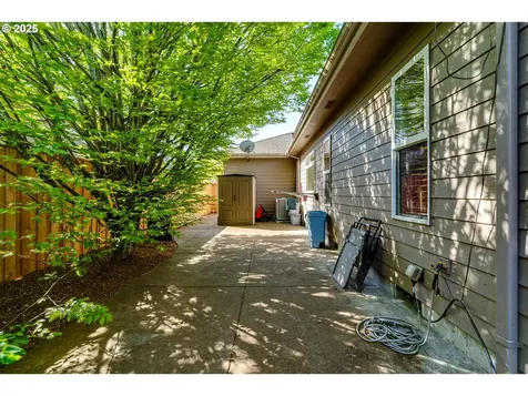 3351 Cape Hatteras Drive Eugene OR 97408