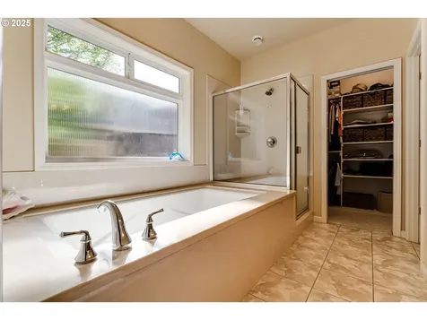 3351 Cape Hatteras Drive Eugene OR 97408