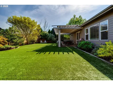 3351 Cape Hatteras Drive Eugene OR 97408