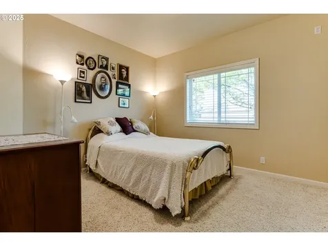 3351 Cape Hatteras Drive Eugene OR 97408