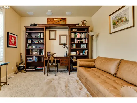 3351 Cape Hatteras Drive Eugene OR 97408