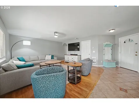 1002 37th Avenue Albany OR 97321