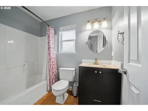 1002 37th Avenue Albany OR 97321