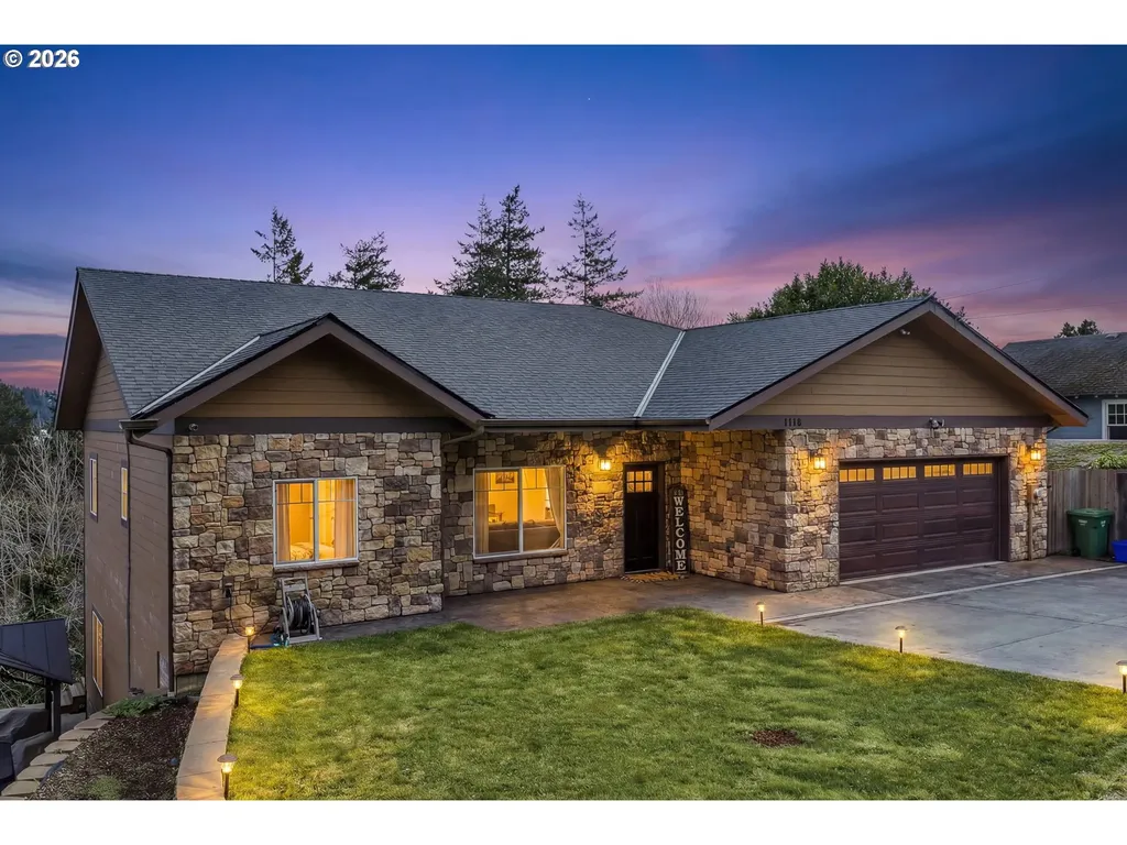 1118 S 11th Street Coos Bay OR 97420