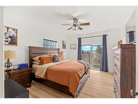 1118 S 11th Street Coos Bay OR 97420