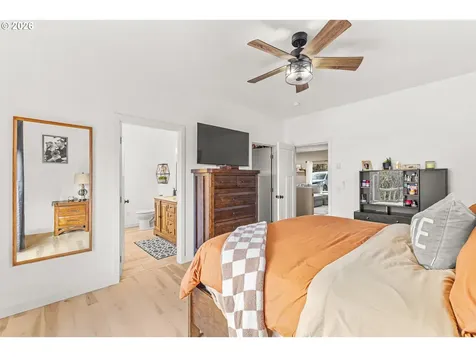 1118 S 11th Street Coos Bay OR 97420