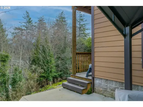 1118 S 11th Street Coos Bay OR 97420