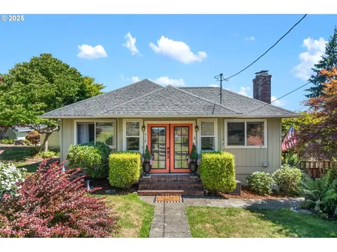 719 Peters Street Raymond WA 98577