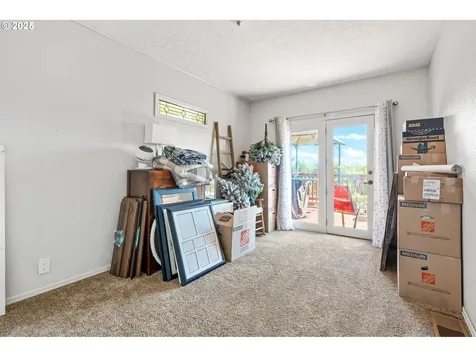 719 Peters Street Raymond WA 98577