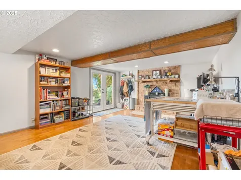 719 Peters Street Raymond WA 98577