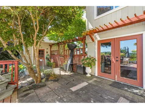 719 Peters Street Raymond WA 98577