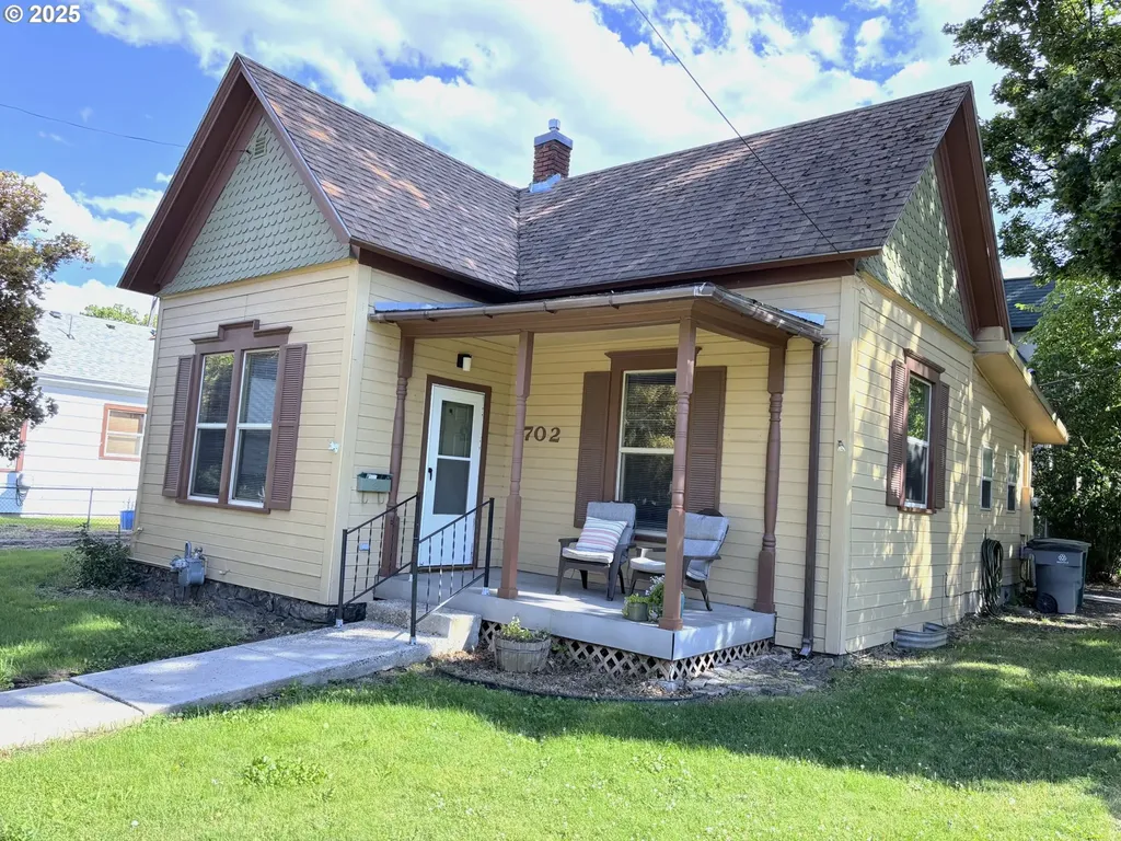 702 Main Avenue La Grande OR 97850