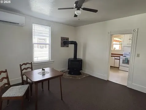 702 Main Avenue La Grande OR 97850