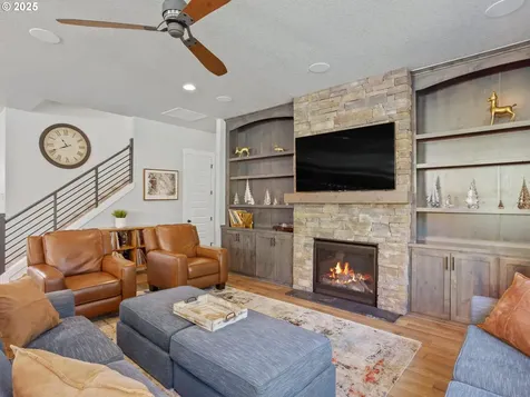 4200 SE 17th Avenue Brush Prairie WA 98606