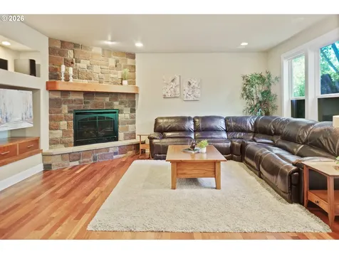 2250 Turnberry Court Eugene OR 97401
