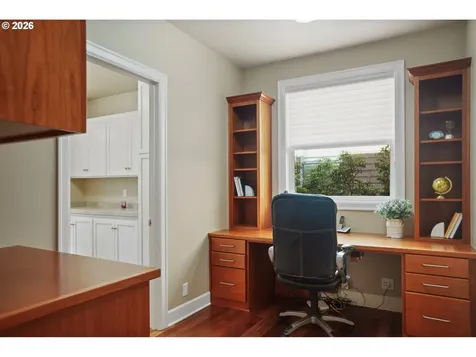 2250 Turnberry Court Eugene OR 97401