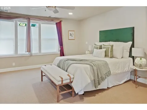 2250 Turnberry Court Eugene OR 97401