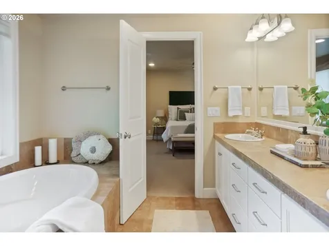 2250 Turnberry Court Eugene OR 97401
