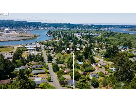 586 11th Avenue Coos Bay OR 97420