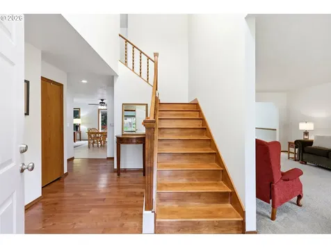 611 SE Lovrien Place Gresham OR 97080