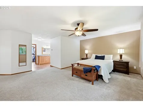611 SE Lovrien Place Gresham OR 97080