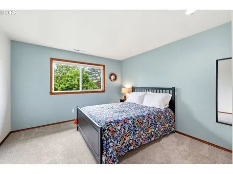 611 SE Lovrien Place Gresham OR 97080